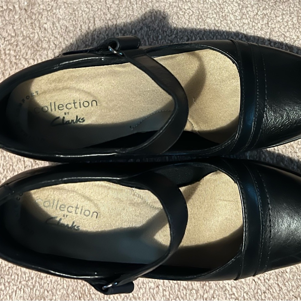 Clarks Women's Black Mary Jane Heels